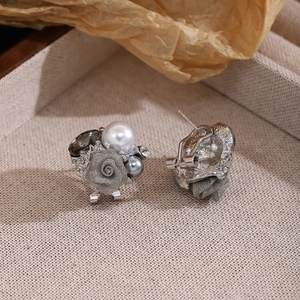 French vintage pearl rose earrings with silver needle in elegant floral design