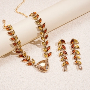 Retro gold jewelry set with amber wheat ear crystals featuring a necklace and earrings