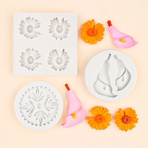 Moules en silicone marguerite et feuilles pour pâtisserie DIY avec textures claires