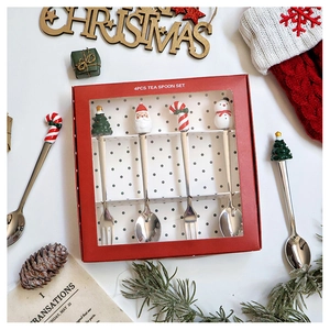 Coffret cadeau de 4 couverts de Noël en acier inoxydable avec figurines décoratives