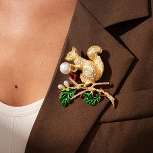 Broche Écureuil Épingle Alliage Fausse Künstliche Perle Strass Émail Animal Sur Branche Bijou Élégant Accessoire Pour Femmes