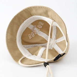 Sombrero de pescador caqui para niños con bordado de Boston y correa ajustable