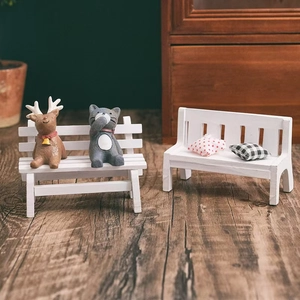 Miniature wooden benches with cute deer and cat figurines for micro landscape decor