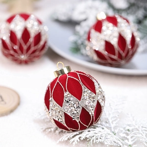 Set of three 8cm red velvet Christmas balls with gold glitter grid pattern for tree decor