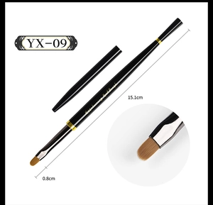 Detail of YX-09 professional nail liner brush with 15.1cm black handle and fine brown bristles