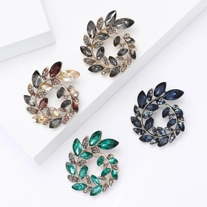 Elegant Alloy Crystal Wreath Brooch For Women Olive Branch Floral Leaf Rhinestone Corset Pin Accessory