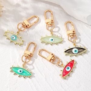 Vintage Evil Eye Keychain Alloy Enamel Pendant Bag Charm Ethnic Style Protective Amulet Fashion Jewelry Key Ring For Men Women