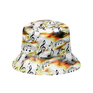 Bob réversible avec imprimé notes de musique sur fond en toile blanche unisexe