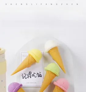 Detailansicht der bunten 3D PU-Eiscreme-Kühlschrankmagnete mit realistischer Textur