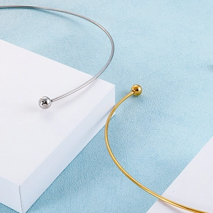 Minimalist C-shaped titanium steel open necklaces in polished gold and silver finishes