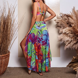 Floral print two-piece beach set with tie-up top and ruffle split skirt for women