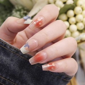 Faux Ongles Press On Long Coffin Dégradé Rouge Rose Brillant Avec Nœud Bleu 3D Cœur Étoile Pour Femmes