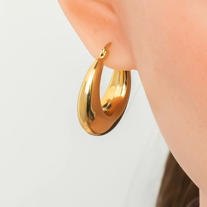 Minimalist 18K gold plated stainless steel teardrop earrings with mirror polished finish