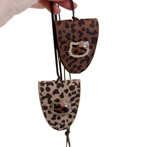 Leopard print leather kitten pendant necklace with magnetic clasp for glasses