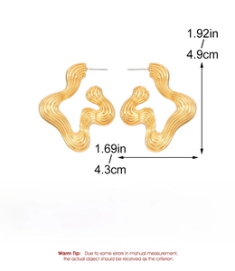 Detail view of gold wavy earrings showing dimensions of 4.9cm by 4.3cm and weight 24.3g