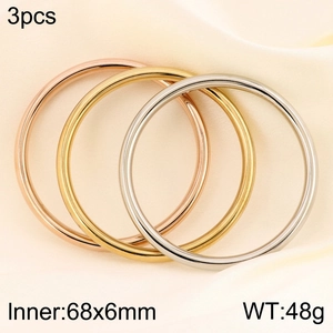 Three-piece stackable 6mm polished 18k gold plated hollow bangles with 68mm inner diameter