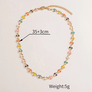 Detail view of colorful beaded necklace with dimensions 35+3cm and lobster clasp closure