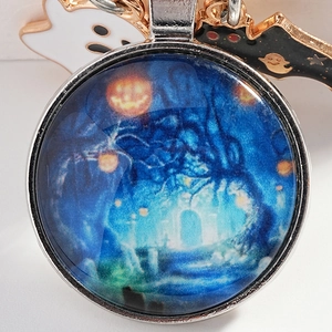 Halloween keychain with pumpkin glass pendant, white ghost and black bat charms