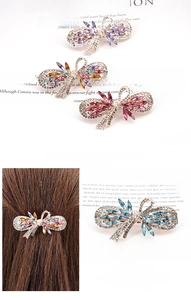 Détails des barrettes à nœud papillon avec strass colorés aux tons de Morandi