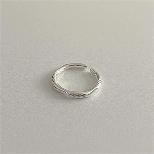 Minimalist 925 sterling silver twisted rope open ring with adjustable band for women