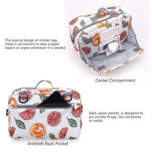 Kinderwagentasche Detail mit Feuchttuchfach und diebstahlsicherer Handytasche