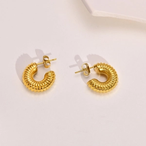 Vintage 18K gold-plated stainless steel C-shaped croissant hoop earrings for women