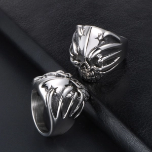Retro punk skull ring in polished stainless steel with gothic bone detailing for men