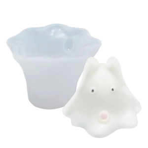 Ghost shaped silicone mold for DIY pudding with cute cartoon character finished product