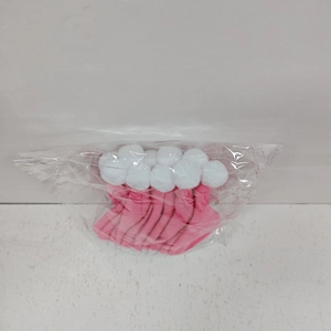 Rosa Besteckhalter-Mützen für Weihnachten mit weißen Pompons in Klarsichtverpackung