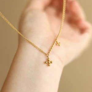 Gold Cross Pendant Necklace Titanium Steel Minimalist Cross Bead Patchwork Chain Elegant Jewelry