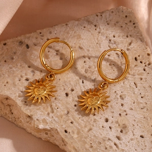 Sun Face Pendant Hoop Earrings Stainless Steel Gold Plated Retro Bohemian Celestial Jewelry For Women Trendy Vintage