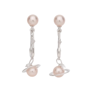 Boucles d'oreilles élégantes perles roses style Saturne avec finition argentée