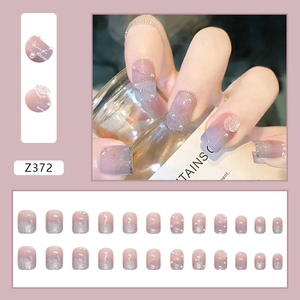 Z372 Faux ongles dégradé rose-violet avec fleurs 3D perles et paillettes forme carrée long