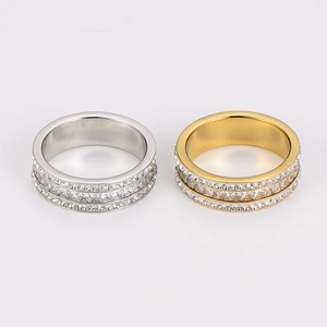 Anillos brillantes de acero inoxidable en oro y plata con diseño de circonitas