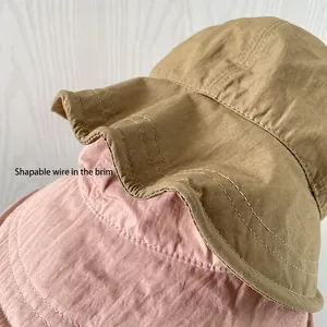 Lightweight quick-dry nylon sun hat for women with adjustable wire-edged brim