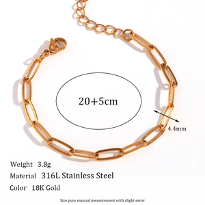 Detail of 18K gold plated 316L stainless steel paperclip chain with 20+5cm length