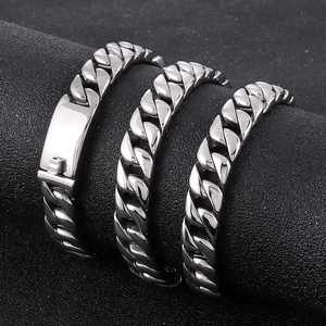Polished silver stainless steel Cuban link bracelet with a smooth customizable metal plate