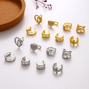 Set di orecchini a clip con zirconi micro-incastonati in oro e argento, design fiori