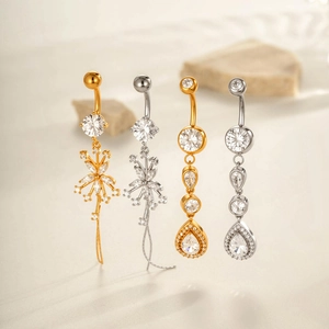 Piercing nombril papillon or et argent avec glands en zircone sur pierre naturelle