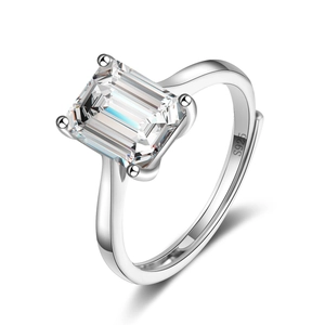 Close-up of S925 sterling silver ring featuring emerald-cut zircon and four-prong setting