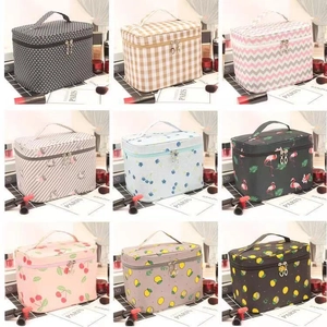 Large Portable Makeup Bag Waterproof Toiletry Organizer Travel Case With Handle Double Zipper Fresh Printed Pattern For Women