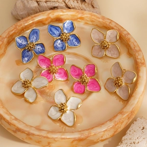 Boucles D'oreilles Puces Fleur Émail Acier Inoxydable 316L Plaqué Or PVD Hypoallergénique Rétro Bijoux
