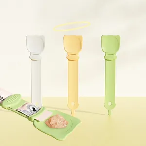 Cat Treat Dispenser Spoon Squeezer HIPS Plastic Long Handle Feeding Tool Cartoon Cat Shape For Kittens Snacks Meat Puree