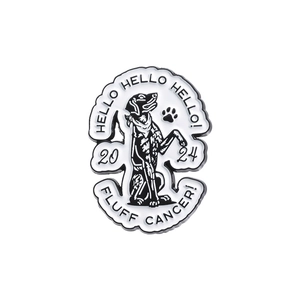 Insigne en émail de concombre rigolo avec texte HELLO et design de badge 2024