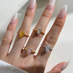 Luxe S925 silver pear cut ice flower zircon ring with sparkling gemstones for women