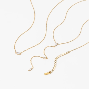 Chic golden Y-shaped stainless steel necklace with sparkling marquise zircon insets