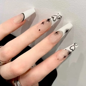 Long Coffin Press On Nails Nude Pink With Black French Heart And Star Patterns Glossy Plastic Fake Nails