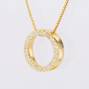 Golden round necklace with zircon circle pendant on high-quality box chain design