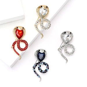 Cobra Snake Brooch Pin Alloy Rhinestone Heart Crystal Jewelry For Women Men Suit Coat Individual Accessory