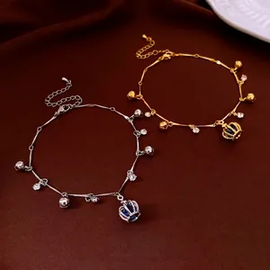 Bracelet Pendentif Couronne Avec Strass Bleu Alliage Chaîne Cloches Vintage Bijoux De Luxe Mode Pour Femmes
